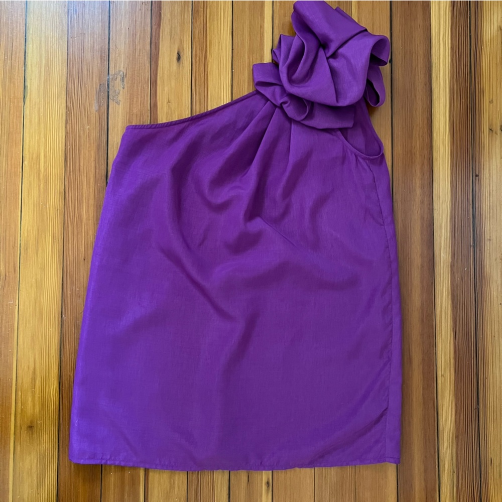 The Limited One-Shoulder Flower Shift Blouse - Picture 5 of 6